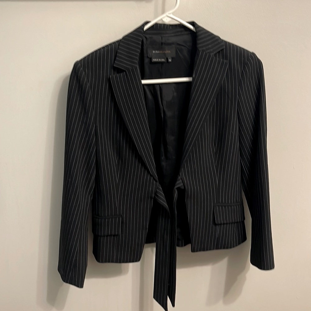 BCBGMaxAzria 3/4 sleeve pinstripe blazer